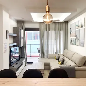 La Naval Flat W Garage Apartamento